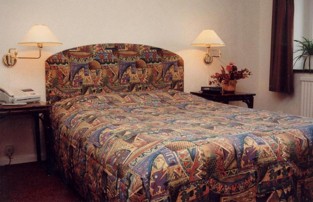 Hotel Chaplin Landskrone Ngoại thất bức ảnh